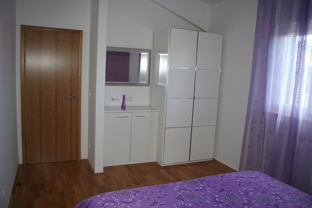 Tone & Marta Apartments Rogoznica  Extérieur photo